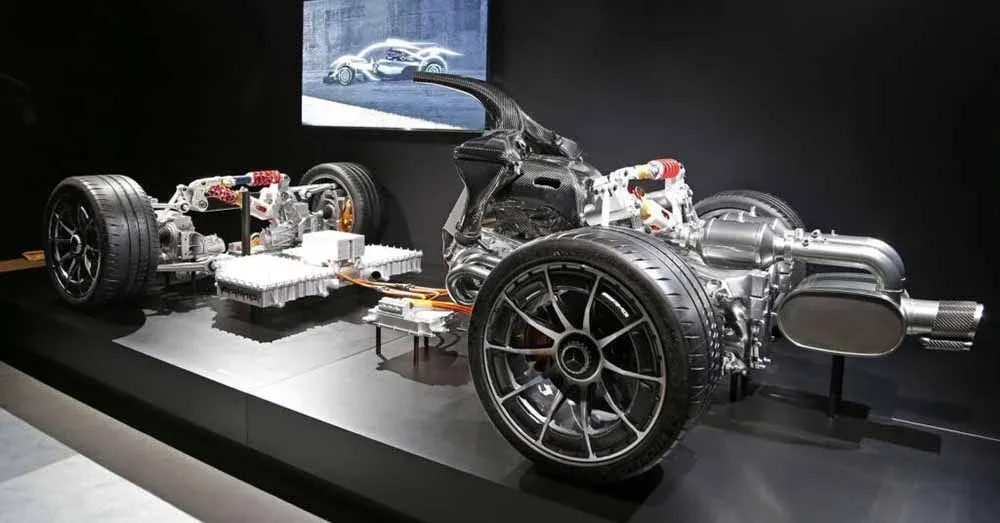 F1 engines and hyper cars produced by Mercedes will be seen on the road
