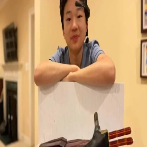 A teenager who invented an artificial hand that can be controlled by the mind